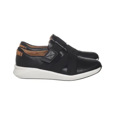 Slip-ons (Unstructured) from Unstructured by Clarks