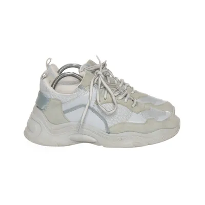 Trainers (Gray) from IRO