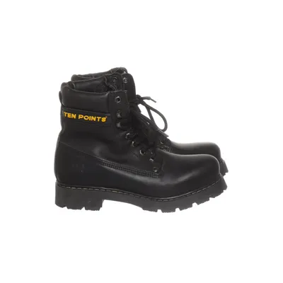 Laced boots (Black) from Ten Points