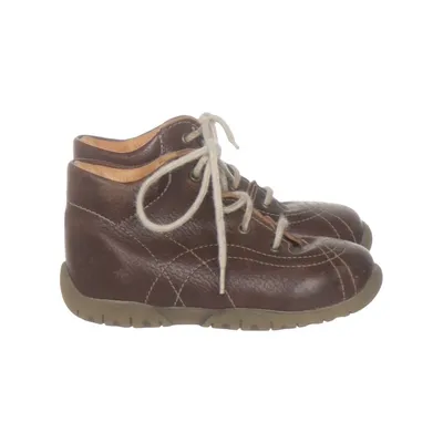 Laced boots (Brown) from Kavat