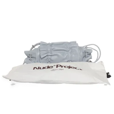 Axelremsväska (Oyster Leather Bag) från Nude Project Skinn