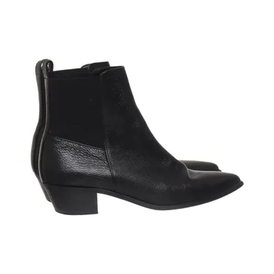 Chelsea Boots (Schwarz) von Flattered Studio