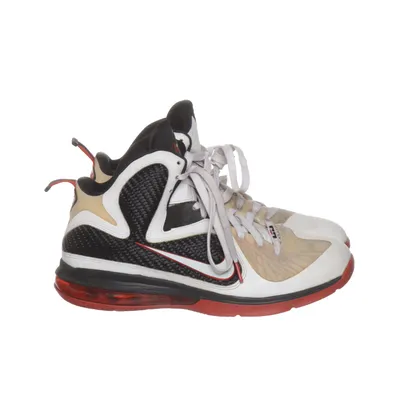 Basketskor (Vit, Röd, Svart) från Nike LeBron James