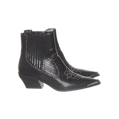 Ankle boots (Black) from Stradivarius