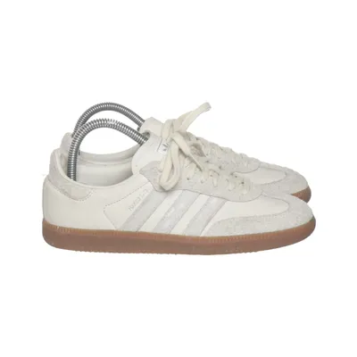 Sneakers (Samba Og Naked Copenhagen) fra Adidas x NAKED Copenhagen
