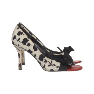 Sandales à talons hauts (Beige, Noir, Rouge) de Beverly Feldman