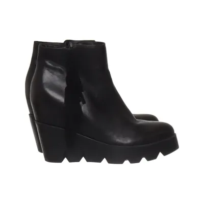Wedges (Black) from Wittchen