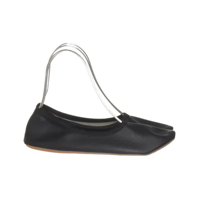 Ballet shoes (Black) from Beck
