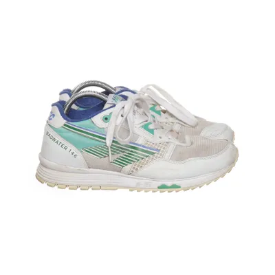 Trainers (ABC Concept) from Hi-Tec