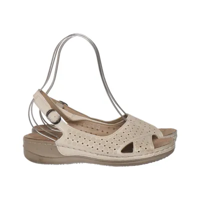 Sandals (Beige) from Cabin