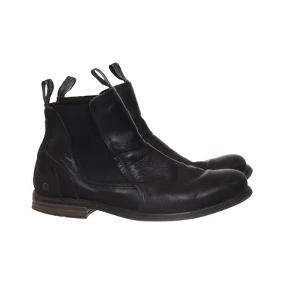 Chelsea boots (Black) from Sneaky Steve