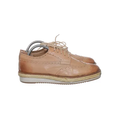 Brogue (Beige) van Pollini