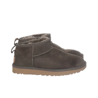 Boots (Classic Ultra Mini ) från UGG