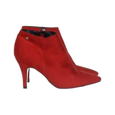 Heeled boots (Red) from Calçado Guimarães Leather