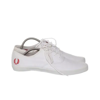 Tygskor (Vit) från Fred Perry