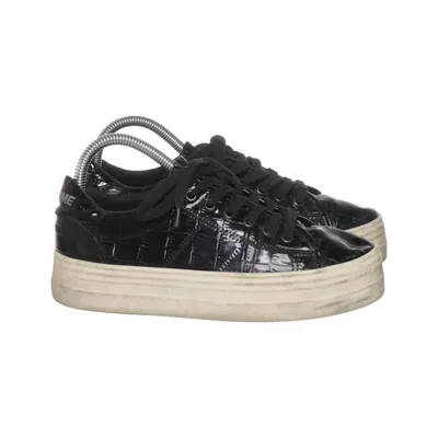Sneakers (Black) from No Name