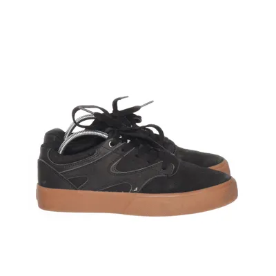 DC Shoe Co USA second hand | Shop second hand online easily