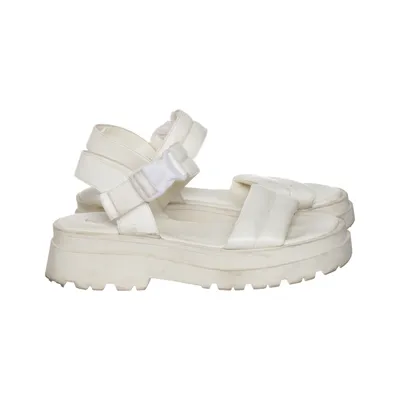 Sandals (White) from Betsy