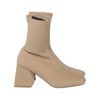 Heeled boots (Beige) from Raid