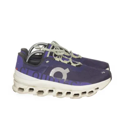 Running shoes (Purple) from On Cloud