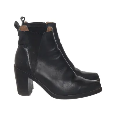 Bottes à talons (Noir, Gris) de Sixtyseven
