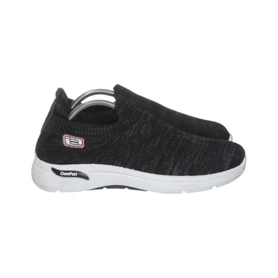 Sneakers (Black, White) from Comfort