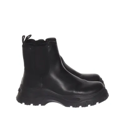 Chelsea boots (Black) from Monki Faux leather