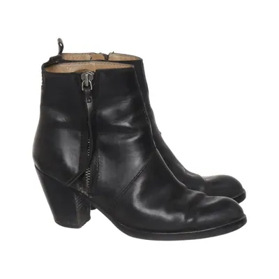 Stövletter (Svart) från Acne Studios Skinn