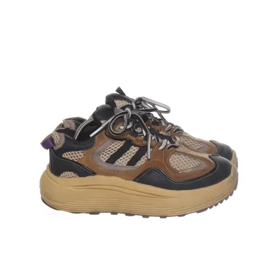 Löparskor (Brun, Svart, Beige) från Eytys