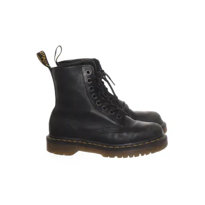 Kängor (26206) från Dr. Martens