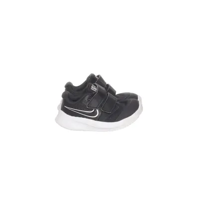 Trainers (Black) from Nike
