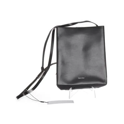 Axelremsväska (Svart) från Calvin Klein Skinn