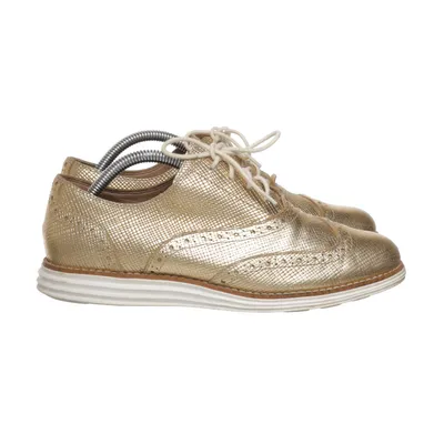 Brogues (Guldfärgad, Vit) från Cole Haan