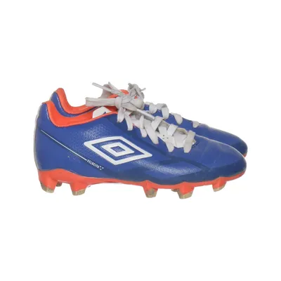 Football shoes (Velocita 2 Club Hg Jnr) from Umbro Leather