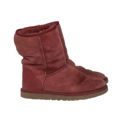 Boots (Classic Short) von UGG Wildleder