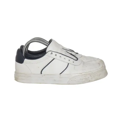 Baskets (Blanc, Bleu) de Reformation