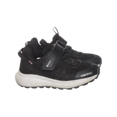 Trainers (Aery Tau Low Gtx) from Viking