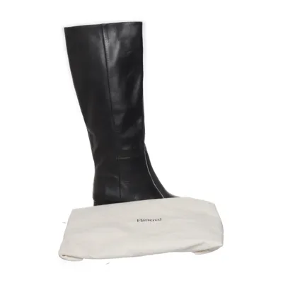 Bottes (Noir) de Flattered