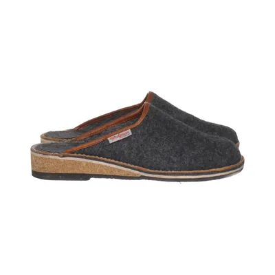 Slippers (Gray, Brown) from Woolpower Leather, Wool