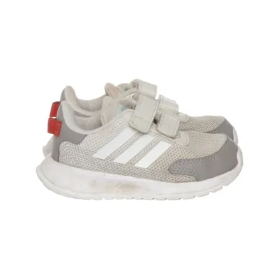 Trainers (Beige) from Adidas