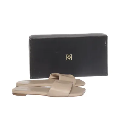Slip-ins (Beige) van Kazar