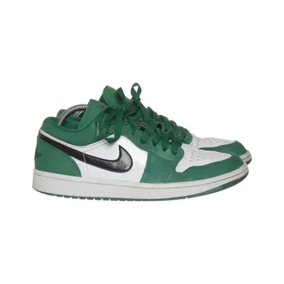 Sneakers (Air Jordan 1 Low) från Nike Air Jordan