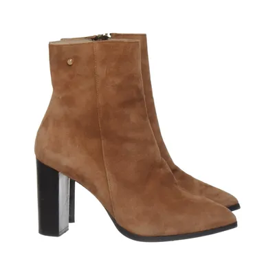 Bottes à talons (Marron) de Stinaa J