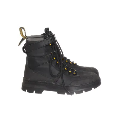 Laced boots (Black) from Dr. Martens
