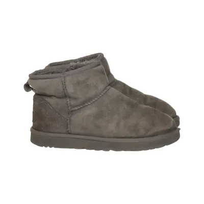 Boots (Classic Mini II ) von UGG Wildleder