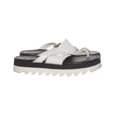 Slip-ins (White, Black) from Högl