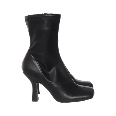 Laarzen met hak (Zwart) van Public Desire