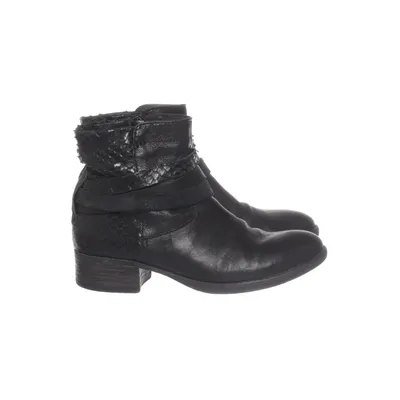 Boots (Svart) från J Shoes