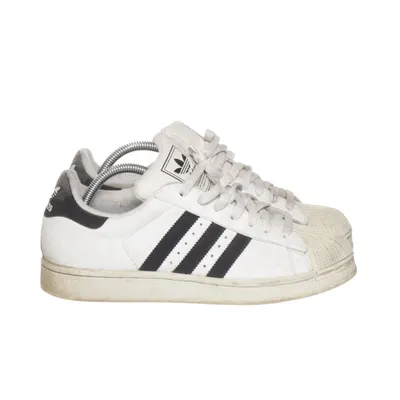 Sneakers (Superstar) from Adidas