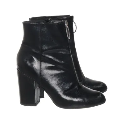 Bottes à talons (Noir) de Sacha Essentials